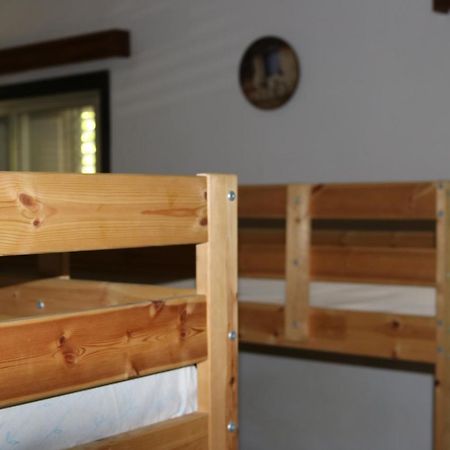Costas Hostel Action Tseri エクステリア 写真