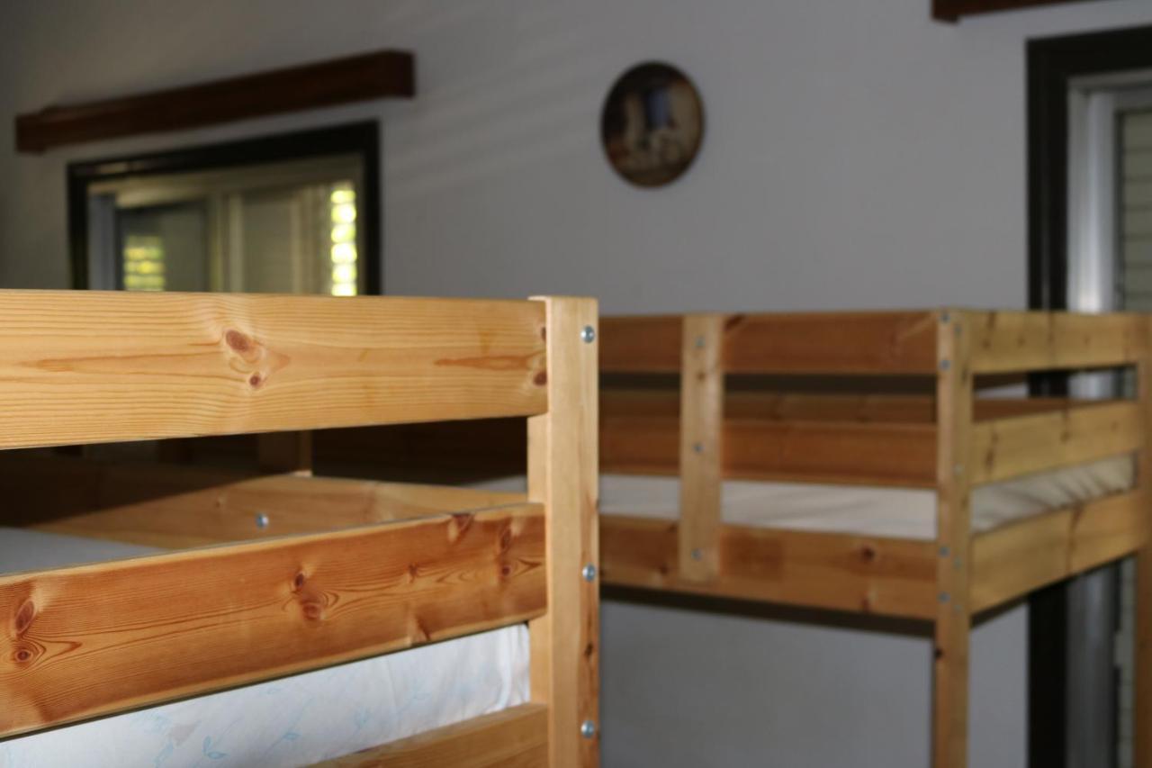 Costas Hostel Action Tseri エクステリア 写真