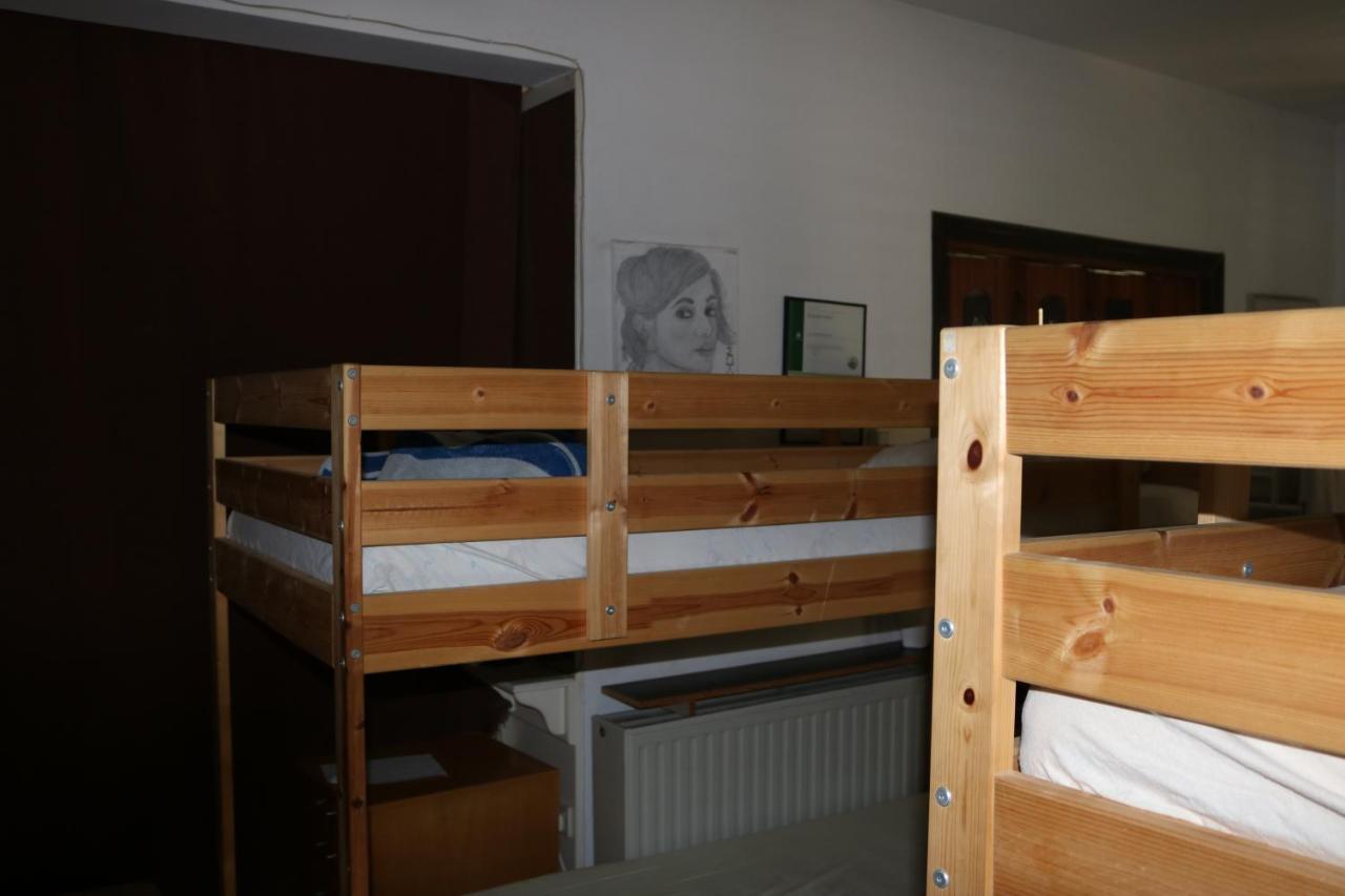 Costas Hostel Action Tseri エクステリア 写真