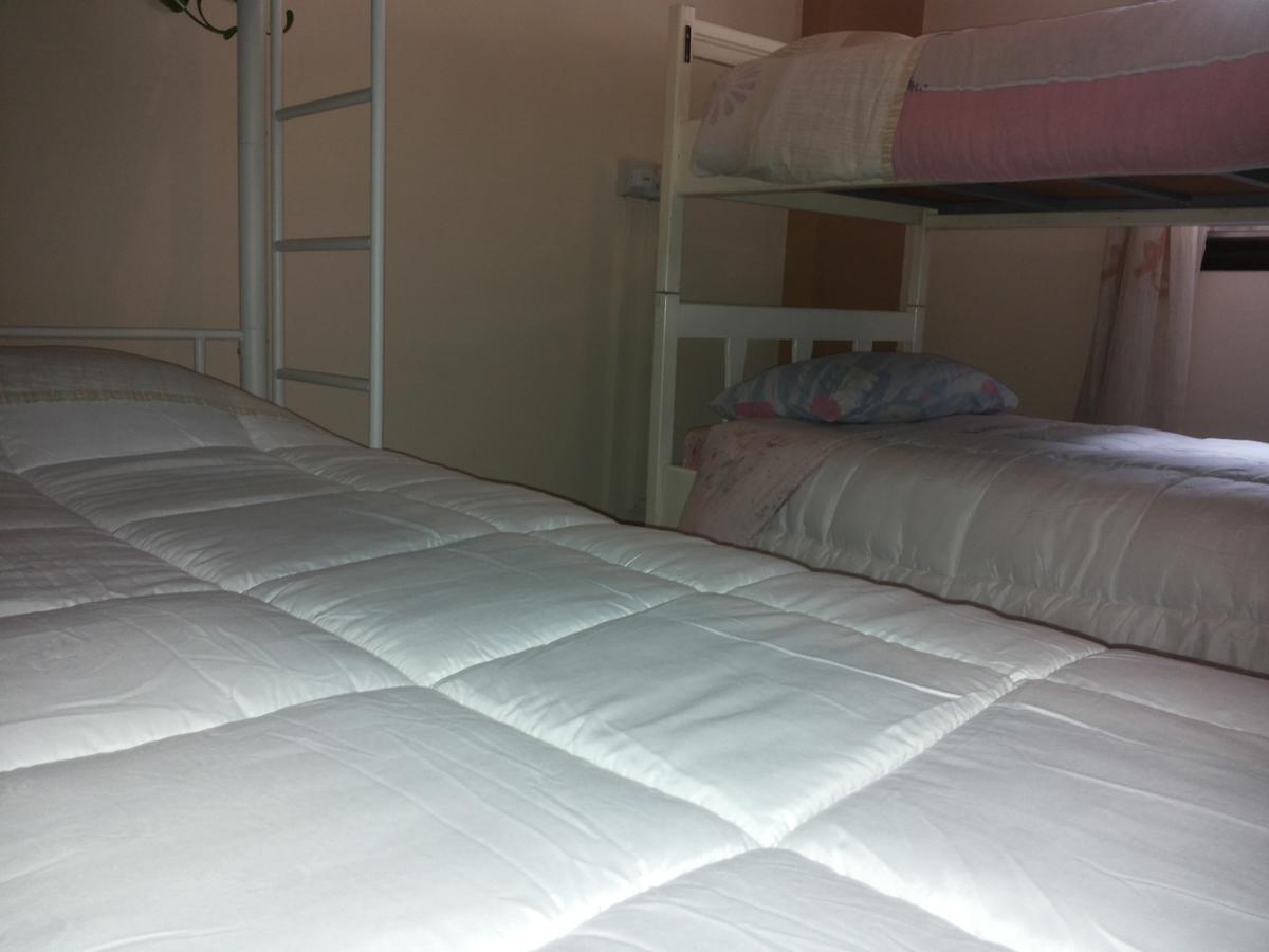 Costas Hostel Action Tseri エクステリア 写真