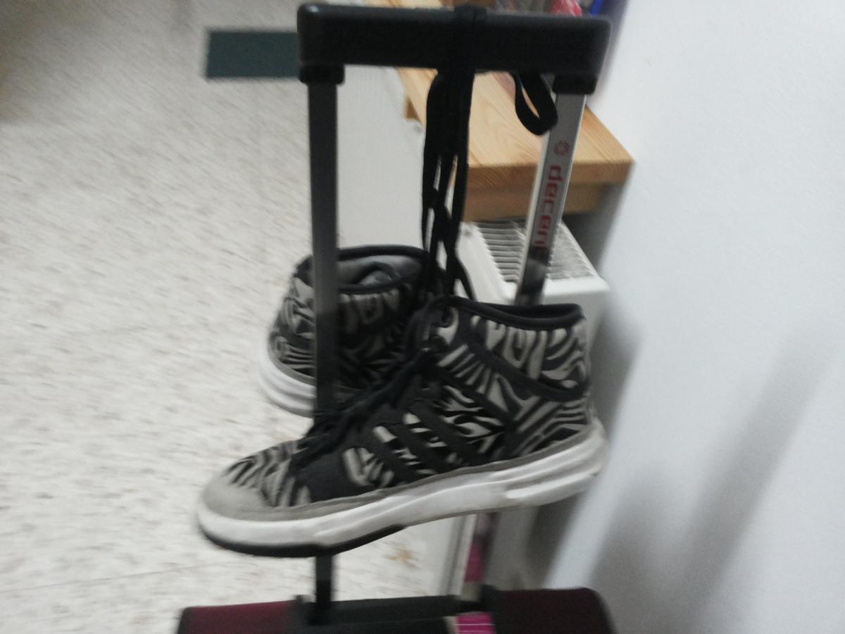 Costas Hostel Action Tseri エクステリア 写真