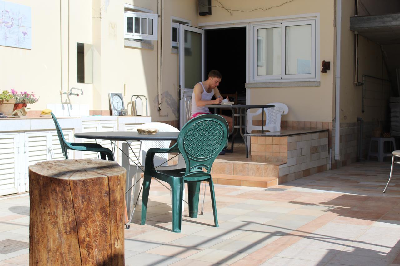 Costas Hostel Action Tseri エクステリア 写真
