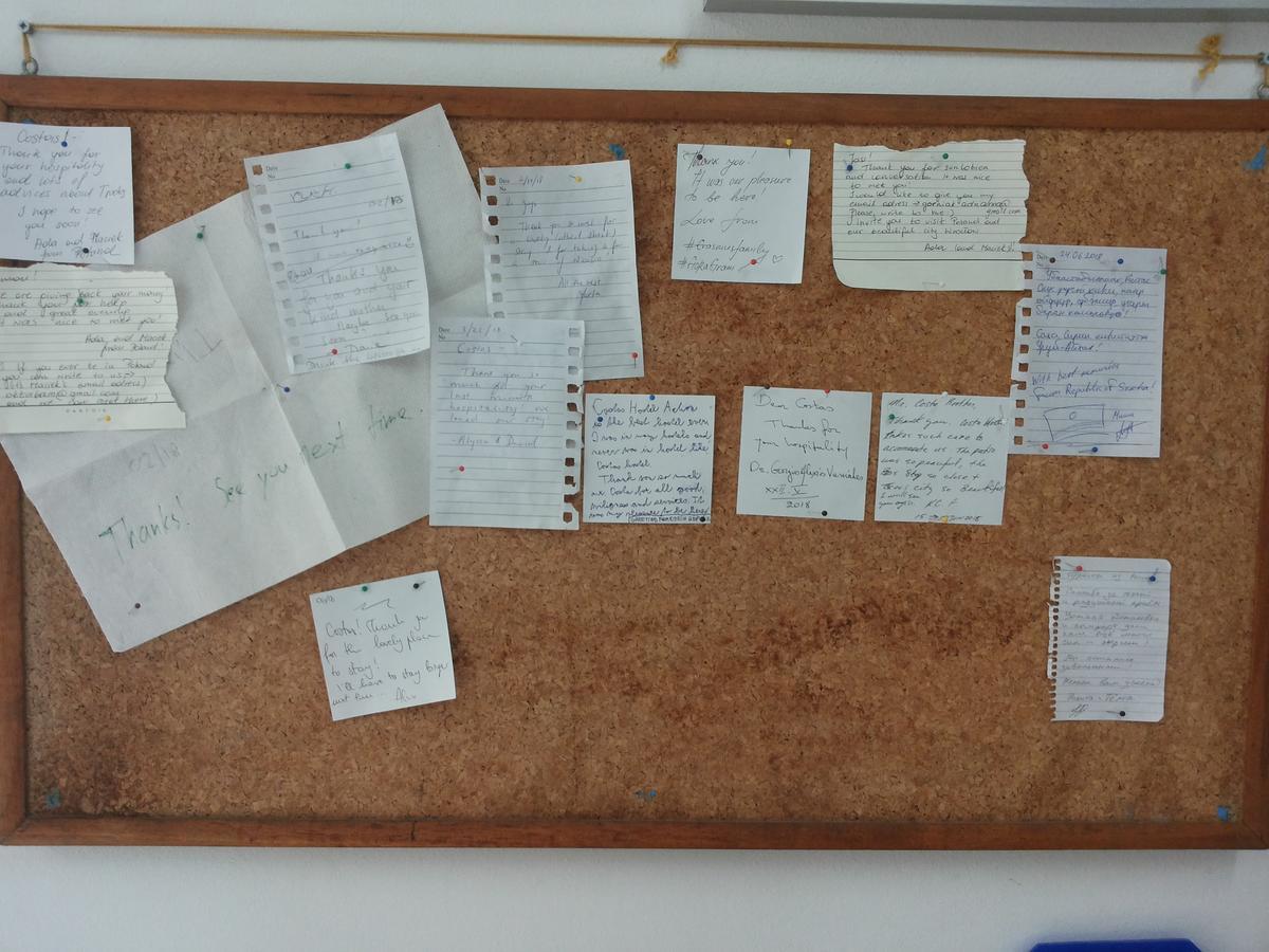 Costas Hostel Action Tseri エクステリア 写真